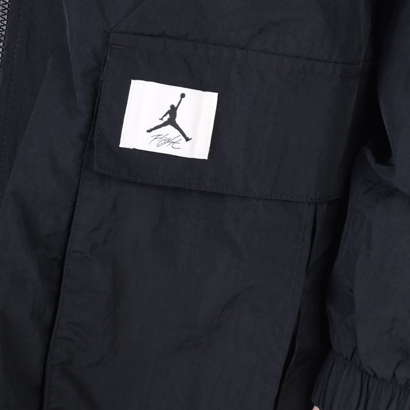 женская черная куртка Jordan Essentials Oversized Jacket DM5197-010 - цена, описание, фото 7